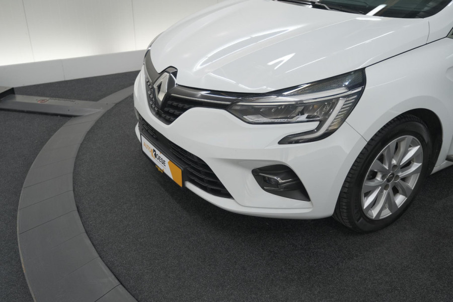 Renault Clio TCe 130 EDC Intens | Rondom Camera | Apple Carplay | Parkeersensoren | Climate Control