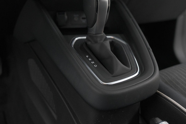 Renault Clio TCe 130 EDC Intens | Rondom Camera | Apple Carplay | Parkeersensoren | Climate Control