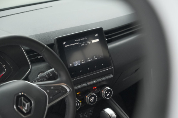 Renault Clio TCe 130 EDC Intens | Rondom Camera | Apple Carplay | Parkeersensoren | Climate Control