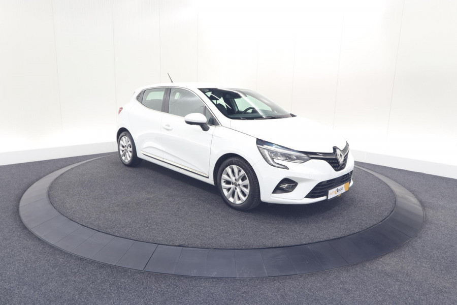 Renault Clio TCe 130 EDC Intens | Rondom Camera | Apple Carplay | Parkeersensoren | Climate Control