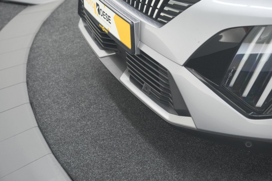 Peugeot 2008 Hybrid 136 e-DCS6 Allure | 360 Camera | Adaptieve Cruise Control | Dodehoekdetectie | Navigatie