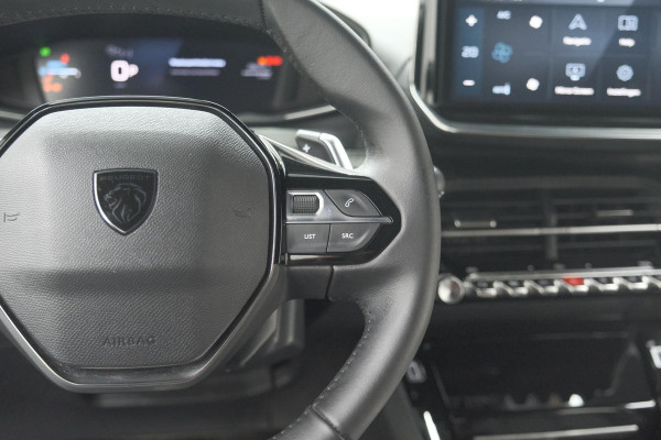 Peugeot 2008 Hybrid 136 e-DCS6 Allure | 360 Camera | Adaptieve Cruise Control | Dodehoekdetectie | Navigatie