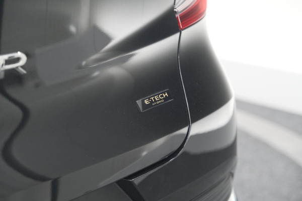 Renault Captur 1.6 E-Tech full hybrid 145 techno | Pack Full Screen | Camera | Navigatie | Allseason Banden