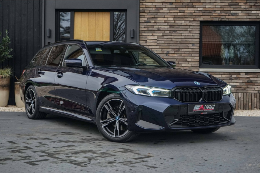 BMW 3 Serie Touring 330e xDrive M-Sport Individual