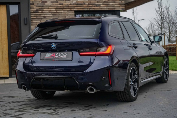 BMW 3 Serie Touring 330e xDrive M-Sport Individual