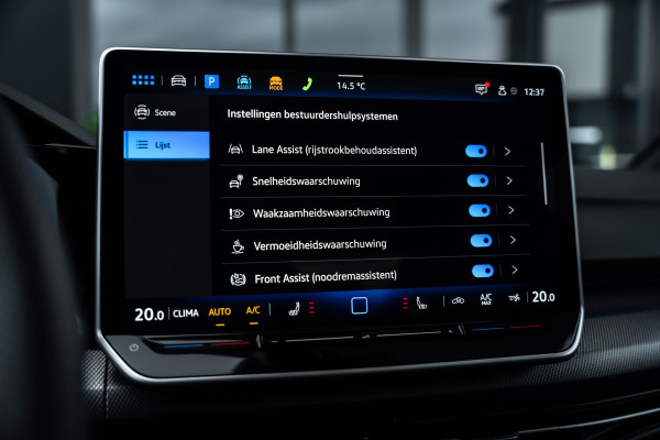 Volkswagen Golf 8.5 R 2.0 TSI 4Motion - R Performance Pack | Akrapovic | Panorama | H&K | Elek. Trekhaak