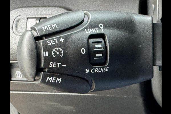 Citroën Berlingo 1.2 PureTech XTR Cruise Control Airco Navigatie Apple / Android DAB Bluetooth Parkeersensoren