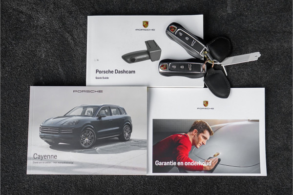 Porsche Cayenne Coupé 3.0 E-Hybrid Sport Design Burmester Inno-Drive Trekhaak 22" 1e Eig BTW