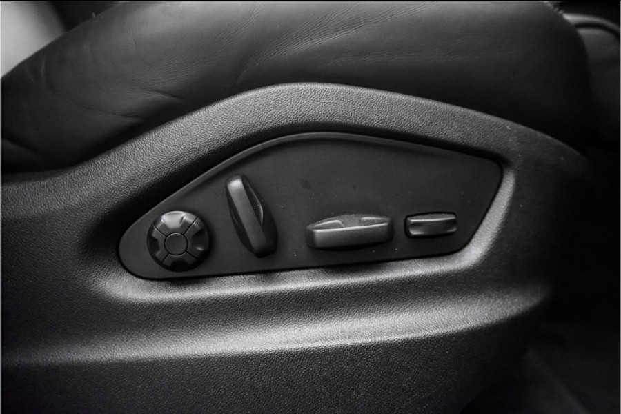 Porsche Cayenne Coupé 3.0 E-Hybrid Sport Design Burmester Inno-Drive Trekhaak 22" 1e Eig BTW