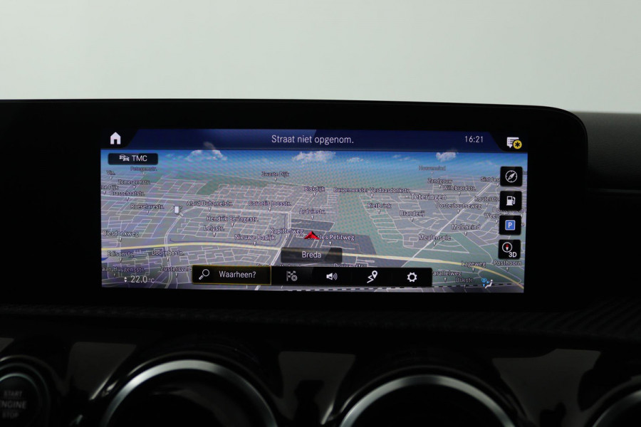 Mercedes-Benz CLA-Klasse 180 Business Solution (STOELVERWARMING, ACHTERUITRIJCAMERA, CRUISE CONTROL, PARKEERSENSOREN)