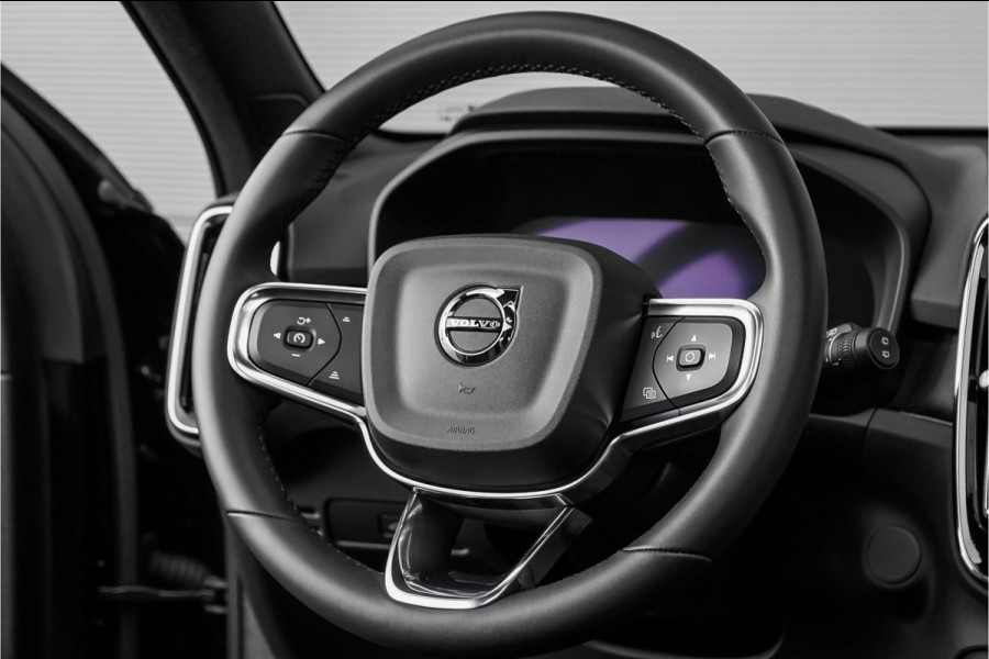 Volvo XC40 Recharge Ultimate Pano H/K ACC 20"