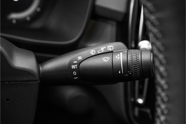 Volvo XC40 Recharge Ultimate Pano H/K ACC 20"