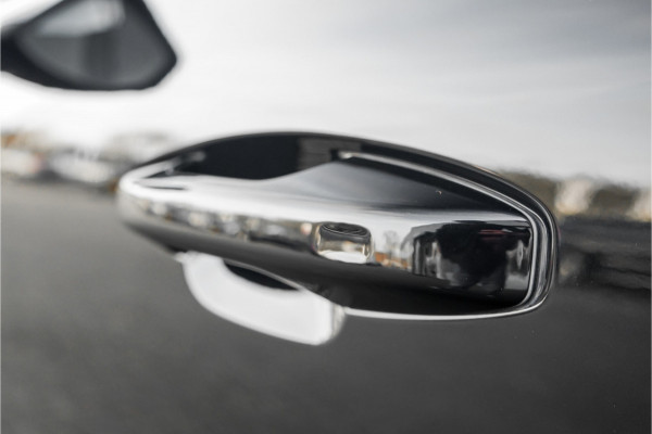 Volvo XC40 Recharge Ultimate Pano H/K ACC 20"