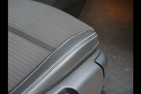 Renault Scénic 1.2 TCe Bose | NL auto | led | camera | trekhaak | zeer nette staat.