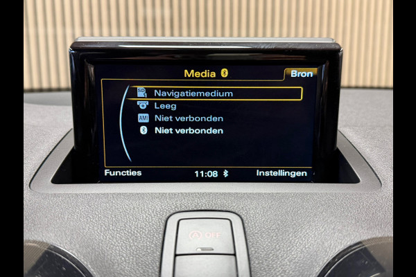 Audi A1 1.0 TFSI Advance Sport S-TRONIC AUT. AIRCO CRUISE NAVIGATIE PDC BLUETOOTH STOELVERWARMING