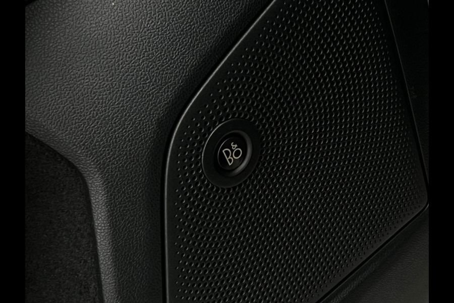 Ford Focus Wagon 1.5 EcoBoost ST Line Business NL AUTO | CARPLAY | CAMERA | LEDER | DEALER ONDERH | AFN. TREKHAAK | STUURWIEL VERW |