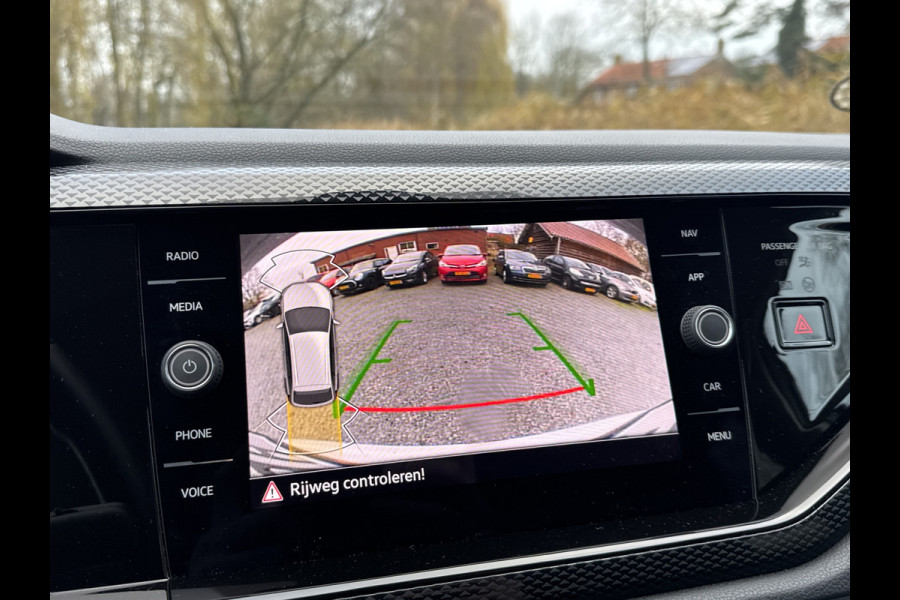 Volkswagen Taigo TSI 110PK DSG LIFE CAMERA/ACC/CARPLAY
