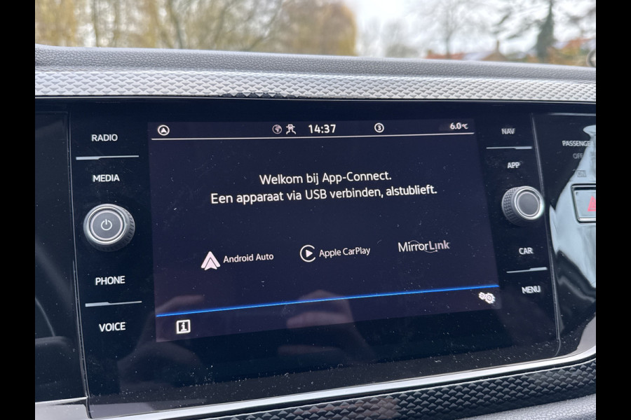 Volkswagen Taigo TSI 110PK DSG LIFE CAMERA/ACC/CARPLAY