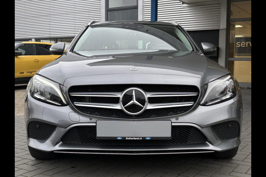 Mercedes-Benz C-Klasse Estate 300 e Avantgarde 320pk PHEV | Trekhaak | Adaptive cruise control | Stoelverwarming | Dodehoeksensoren | Elektrische stoelen met geheugenfunctie | Head up Display |