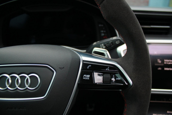 Audi A6 Avant RS 6 TFSI quattro