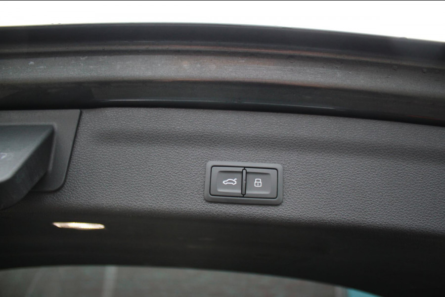 Audi A6 Avant RS 6 TFSI quattro