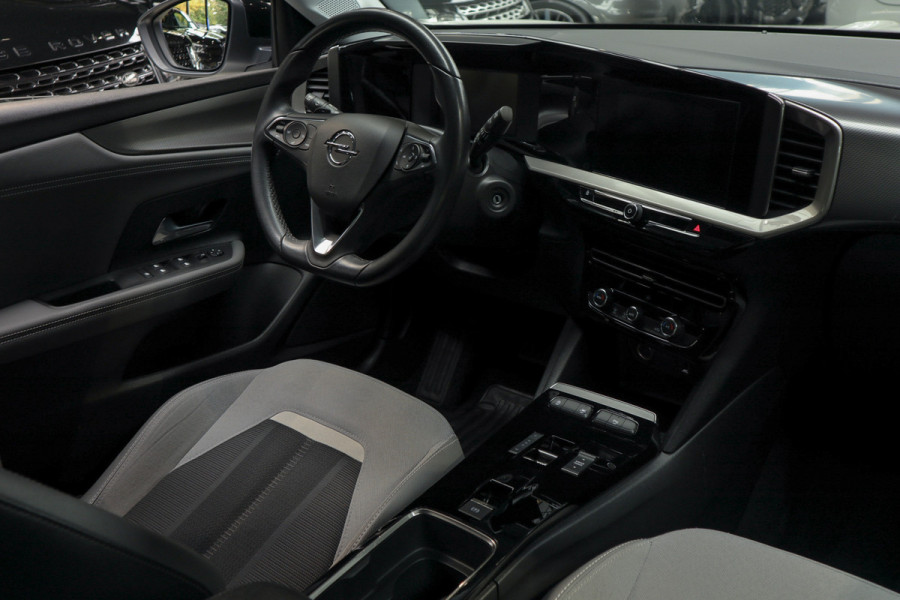 Opel Mokka 1.2 T Leder Navi Camera PDC Climate Stoelverwarm. Carplay Cruise BTW auto