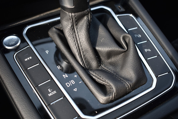 Volkswagen Passat Variant 218PK DSG HYBRID GTE BUSINESS TREKHAAK/IQ-LIGHT/VIRTUAL/LEDER