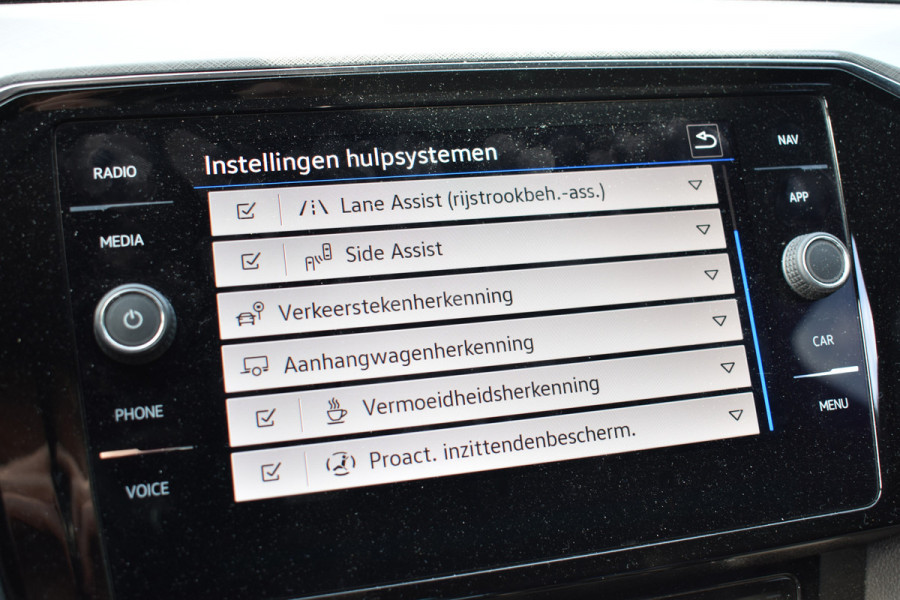 Volkswagen Passat Variant 218PK DSG HYBRID GTE BUSINESS TREKHAAK/IQ-LIGHT/VIRTUAL/LEDER