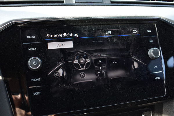 Volkswagen Passat Variant 218PK DSG HYBRID GTE BUSINESS TREKHAAK/IQ-LIGHT/VIRTUAL/LEDER