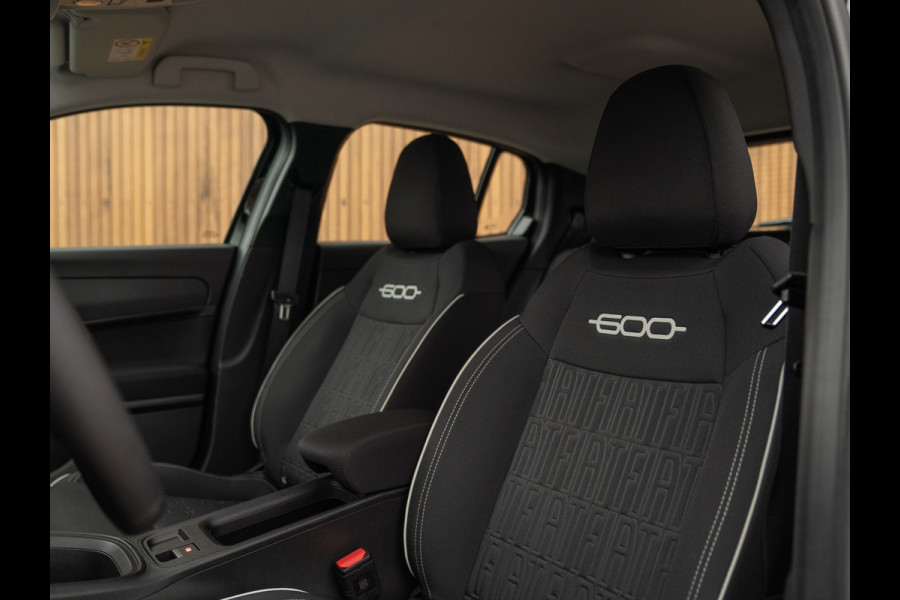 Fiat 600 1.2 Hybrid Urban 145pk | Pack Comfort | CarPlay | Achteruitrijcamera