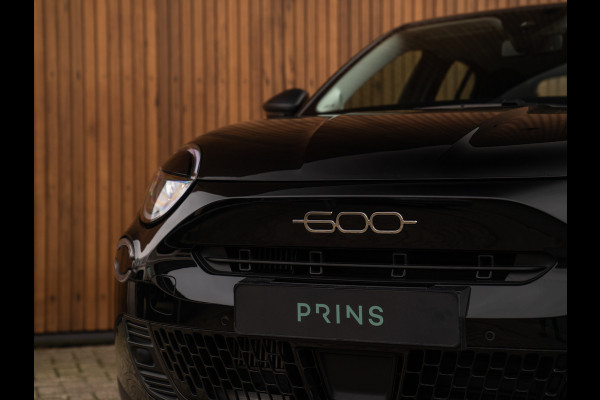 Fiat 600 1.2 Hybrid Urban 145pk | Pack Comfort | CarPlay | Achteruitrijcamera
