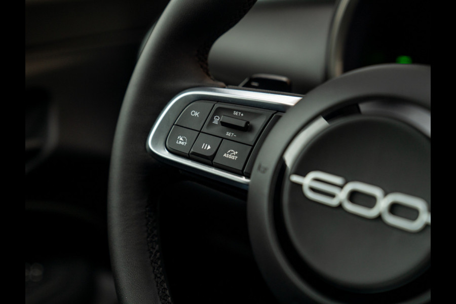 Fiat 600 1.2 Hybrid Urban 145pk | Pack Comfort | CarPlay | Achteruitrijcamera