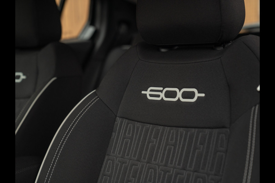 Fiat 600 1.2 Hybrid Urban 145pk | Pack Comfort | CarPlay | Achteruitrijcamera