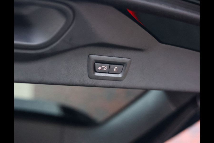 BMW X7 40d xDrive | Oxford Green - Skylounge - Trekhaak