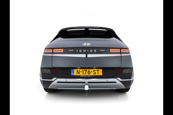 Hyundai IONIQ 5 Connect+ 73kWh [ 3-Fase ] {SOH-97%} (INCL-BTW) Aut *HEATPUMP | LEATHER | BOSE-AUDIO | FULL-LED | DIGI-COCKPIT | AMBIENT-LIGHT | DAB | SHIFT-PADDLES | HEAD-UP | NAVI-FULLMAP | KEYLESS | CAMERA | HEATED-COMFORTSEATS | ...