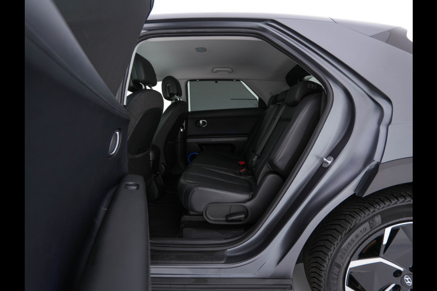Hyundai IONIQ 5 Connect+ 73kWh [ 3-Fase ] {SOH-97%} (INCL-BTW) Aut *HEATPUMP | LEATHER | BOSE-AUDIO | FULL-LED | DIGI-COCKPIT | AMBIENT-LIGHT | DAB | SHIFT-PADDLES | HEAD-UP | NAVI-FULLMAP | KEYLESS | CAMERA | HEATED-COMFORTSEATS | ...