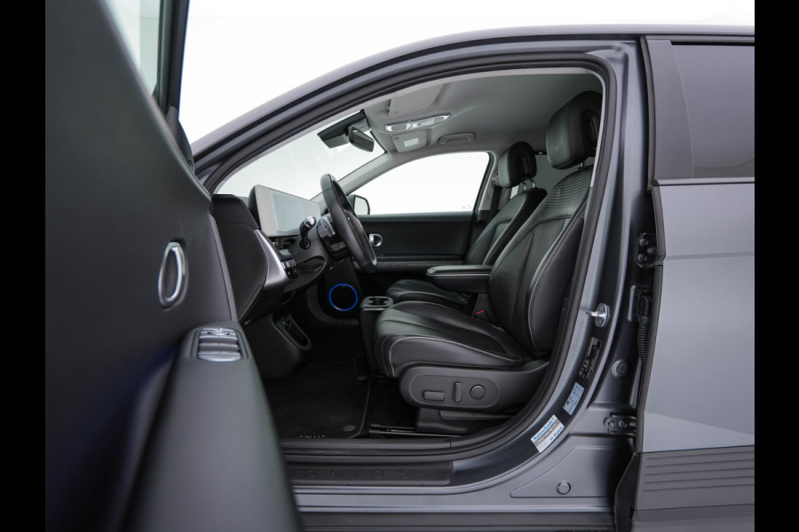 Hyundai IONIQ 5 Connect+ 73kWh [ 3-Fase ] {SOH-97%} (INCL-BTW) Aut *HEATPUMP | LEATHER | BOSE-AUDIO | FULL-LED | DIGI-COCKPIT | AMBIENT-LIGHT | DAB | SHIFT-PADDLES | HEAD-UP | NAVI-FULLMAP | KEYLESS | CAMERA | HEATED-COMFORTSEATS | ...