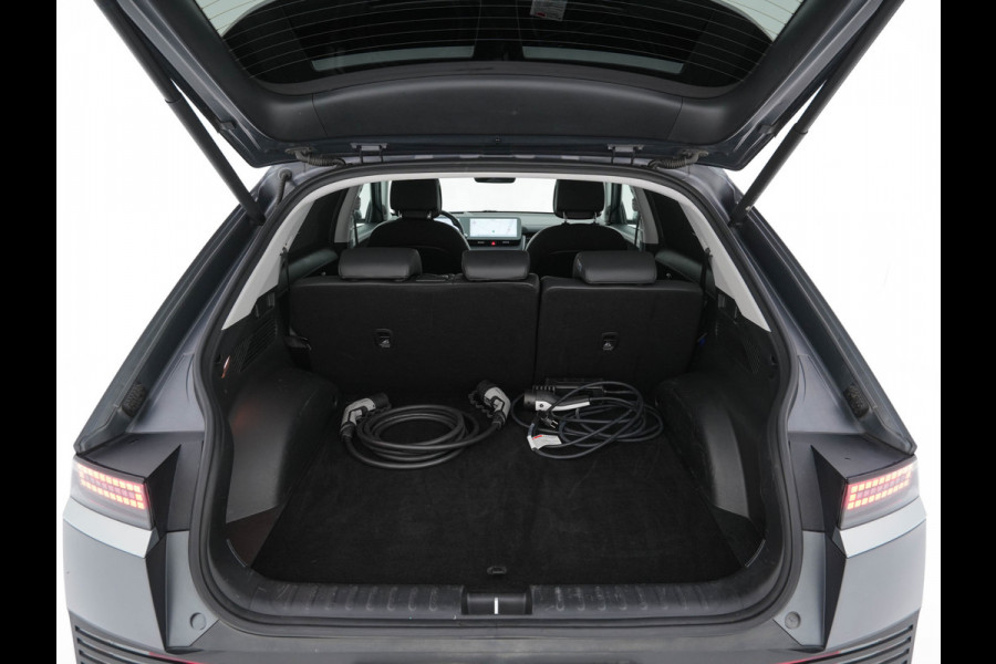 Hyundai IONIQ 5 Connect+ 73kWh [ 3-Fase ] {SOH-97%} (INCL-BTW) Aut *HEATPUMP | LEATHER | BOSE-AUDIO | FULL-LED | DIGI-COCKPIT | AMBIENT-LIGHT | DAB | SHIFT-PADDLES | HEAD-UP | NAVI-FULLMAP | KEYLESS | CAMERA | HEATED-COMFORTSEATS | ...
