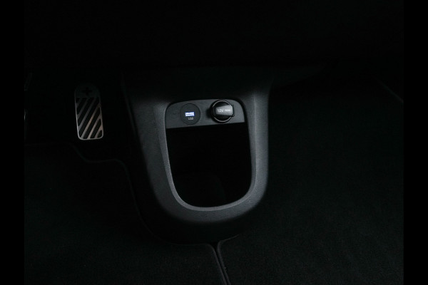 Hyundai IONIQ 5 Connect+ 73kWh [ 3-Fase ] {SOH-97%} (INCL-BTW) Aut *HEATPUMP | LEATHER | BOSE-AUDIO | FULL-LED | DIGI-COCKPIT | AMBIENT-LIGHT | DAB | SHIFT-PADDLES | HEAD-UP | NAVI-FULLMAP | KEYLESS | CAMERA | HEATED-COMFORTSEATS | ...