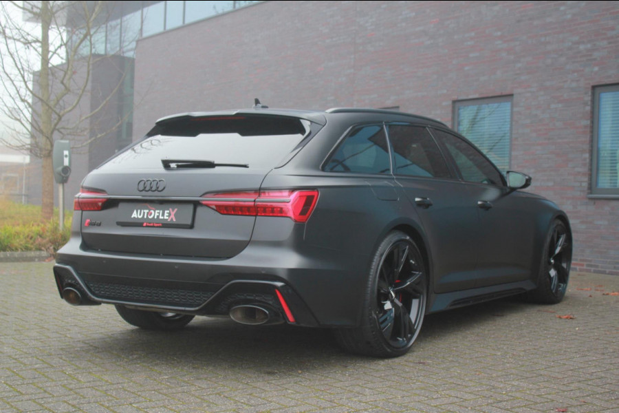 Audi A6 Avant RS 6 TFSI quattro