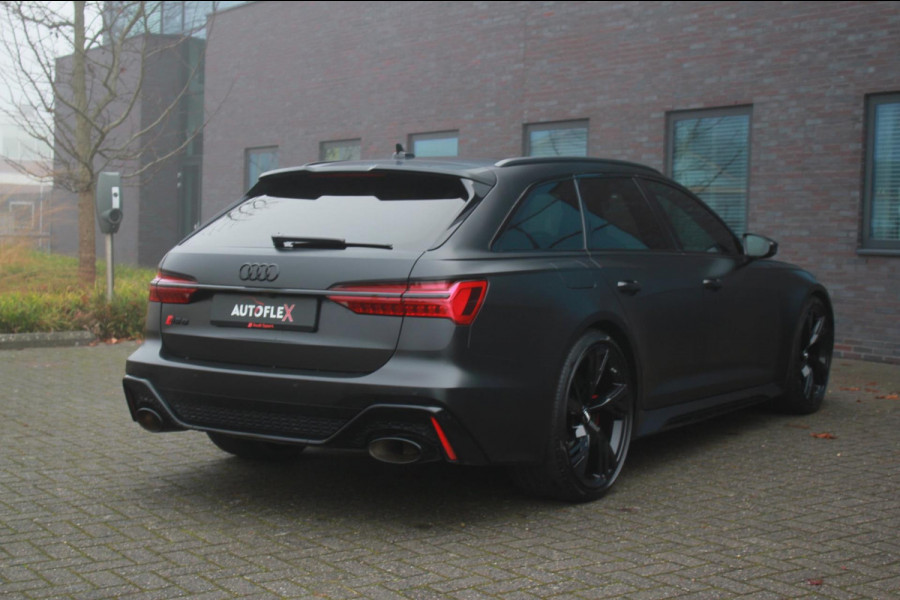 Audi A6 Avant RS 6 TFSI quattro