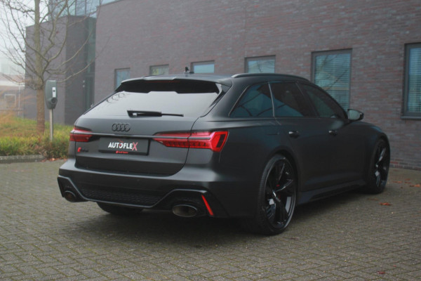 Audi A6 Avant RS 6 TFSI quattro
