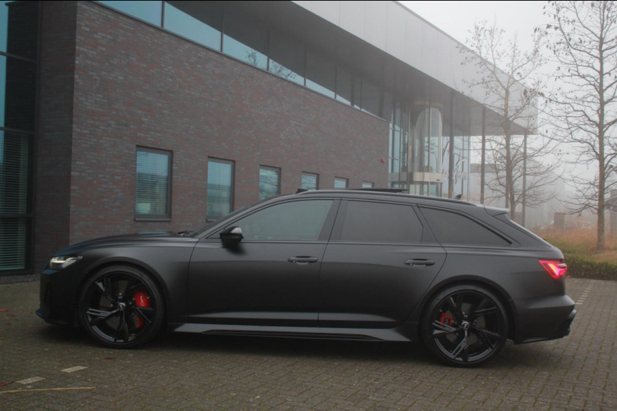 Audi A6 Avant RS 6 TFSI quattro