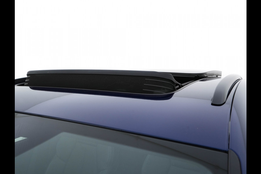 Audi Q4 e-tron 40 S-Line Competition Launch edition 77 kWh [ 3-Fase ] {SOH-87%} (INCL-BTW) *HEAT-PUMP | PANO | LEATHER-FABRIC | MATRIX-LED | ADAPTIVE-CRUISE | HEATED-SPORTSEATS | AMBIENT-LIGHT | DIGI-COCKPIT | CAMERA | KEYLESS | NAVI-FULLMAP | ...