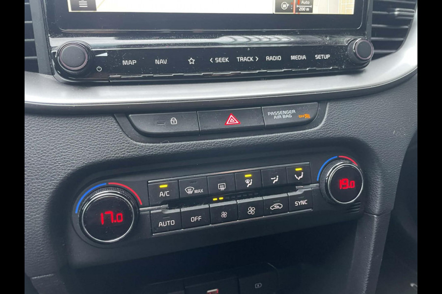 Kia Ceed 1.0 T-GDi DynamicLine / camera