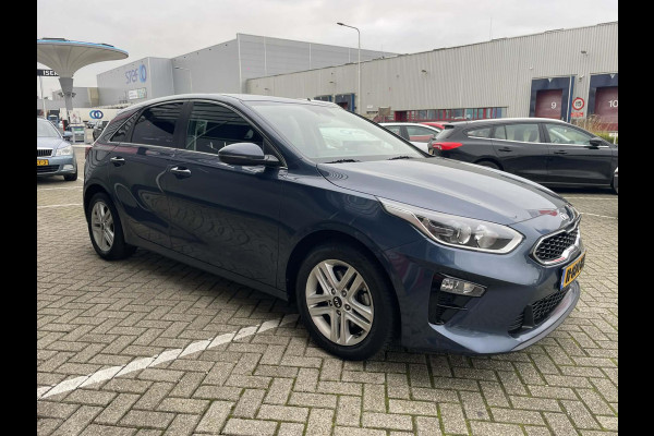 Kia Ceed 1.0 T-GDi DynamicLine / camera