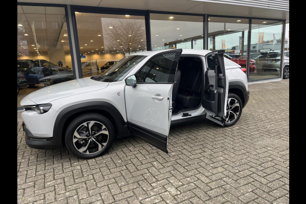 Mazda MX-30 e-SkyActiv R-EV 170 Makoto | Schuifdak | Rondomzicht Camera | Stoelverwarming | Premium audio