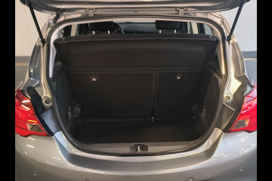 Opel Corsa 1.4 Online Edition 90PK uit 2017 Rijklaar + 12 maanden Bovag-garantie Henk Jongen Auto's in Helmond,  al 50 jaar service zoals 't hoort!