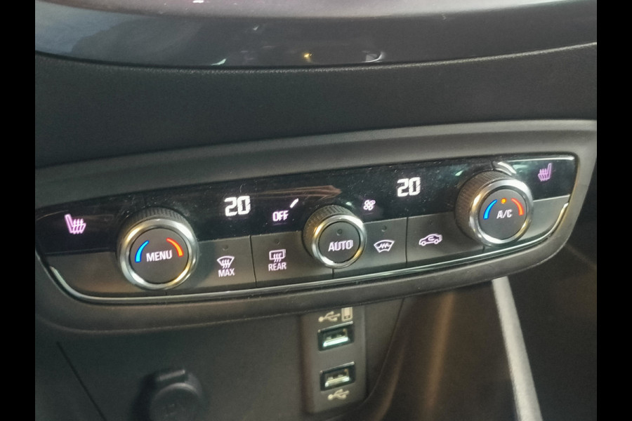 Opel Crossland X 1.2 Turbo Innovation AUTOMAAT uit 2019 Rijklaar + 12 maanden Bovag-garantie Henk Jongen Auto's in Helmond,  al 50 jaar service zoals 't hoort!