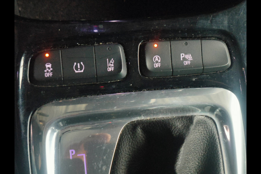 Opel Crossland X 1.2 Turbo Innovation AUTOMAAT uit 2019 Rijklaar + 12 maanden Bovag-garantie Henk Jongen Auto's in Helmond,  al 50 jaar service zoals 't hoort!